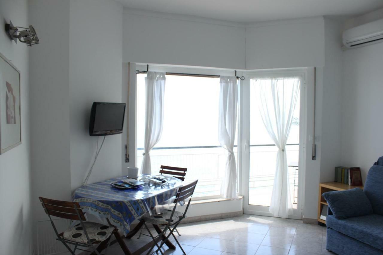 Appartement Casa Calandre Mare à Vintimille Extérieur photo